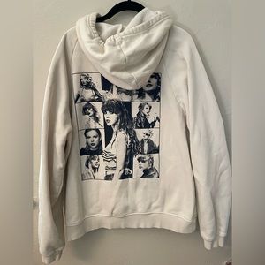 NEW Taylor Swift Eras Tour Hoodie Sweatshirt Cream Size Medium